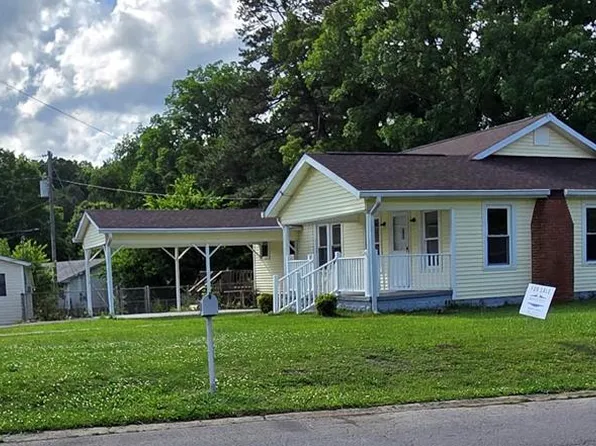 69 Morris Dr, Ringgold, GA 30736