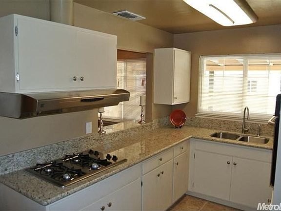 4th image of 7064 Gumwood Cir