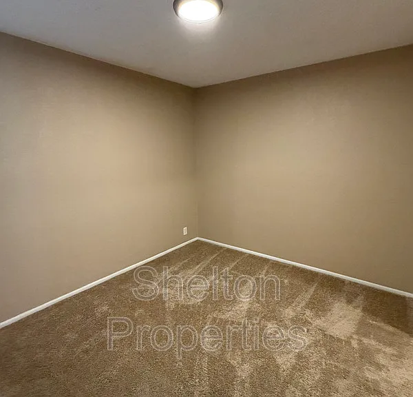 501 W Tonopah Dr #7 — Photo 20