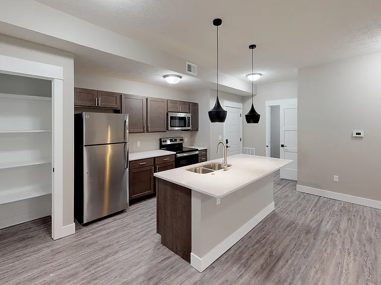 Talon Apartments — Photo 89