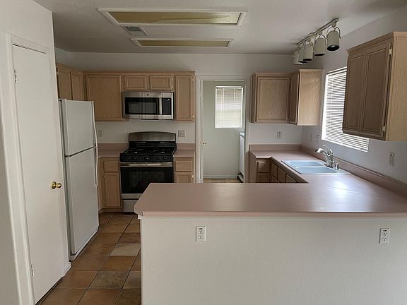 2nd image of 7312 Wandering St