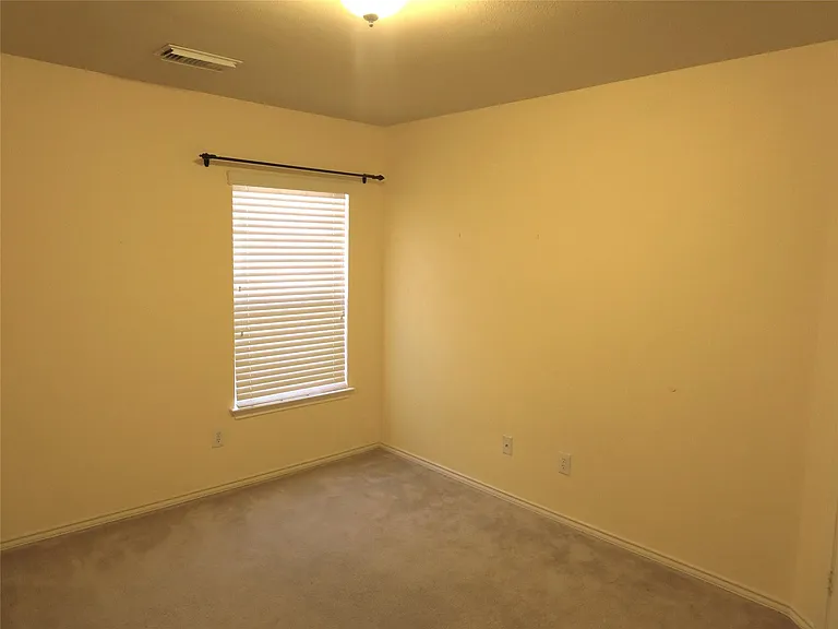 21710 Grand Hollow Ln — Photo 17