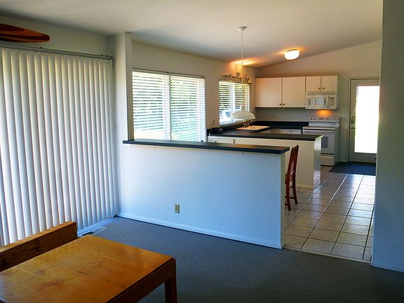 4th image of 355 Sudbury Ln
