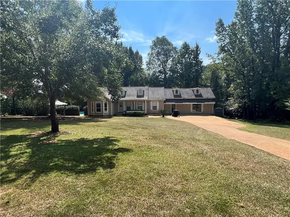 300 Lee Road 387, Smiths Station, AL 36877