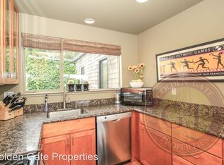 70 Saturn St, San Francisco, CA 94114