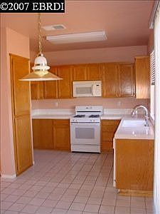 2nd image of 2297 Willow Ave
