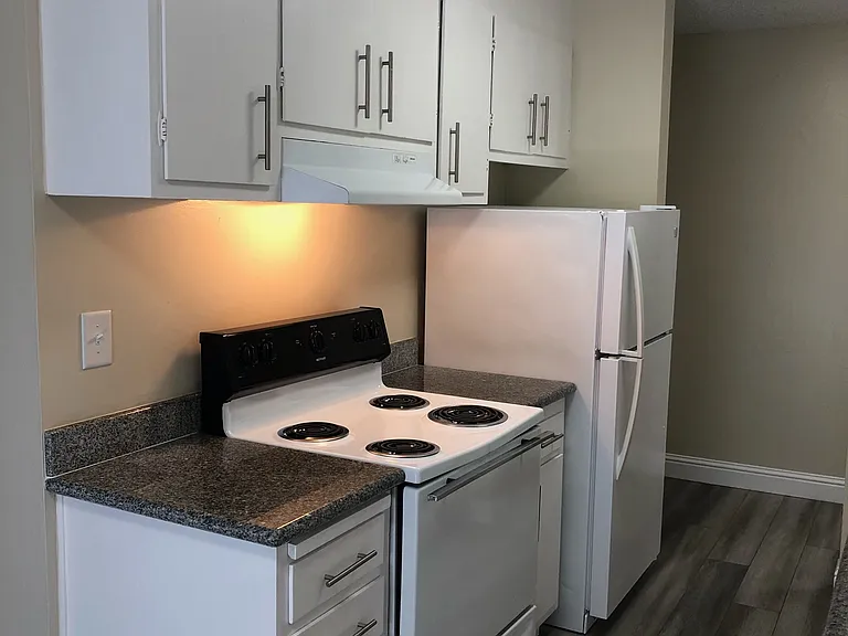 2515 Benvenue Avenue — Photo 22