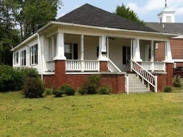 2303 31st St, Valley, AL 36854