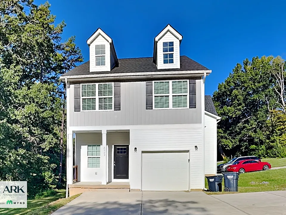 2529 Oakdale Rd