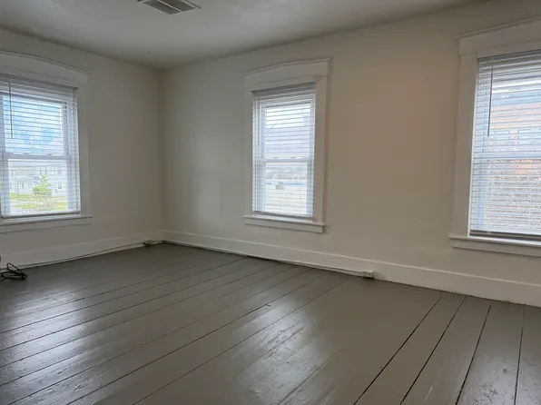 51 Howe St #B, Rutland, VT 05701