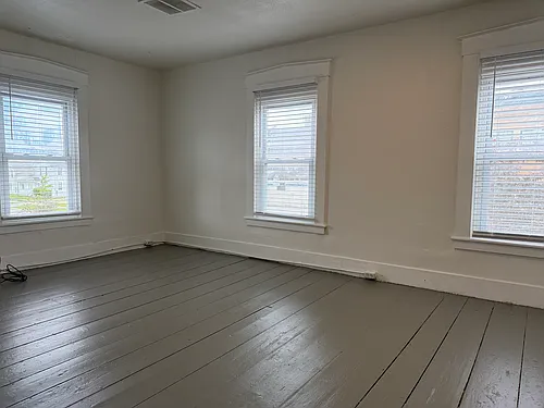 51 Howe St #B Photo 1 51 Howe St #B Photo 1