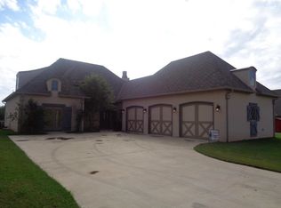 1205 NW Thornbury Dr, Lawton, OK 73505