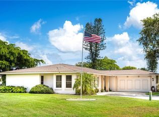 88 Annapolis Ln, Rotonda West, FL 33947