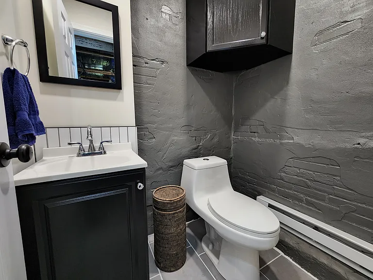 217 Pearl St #2 — Photo 44