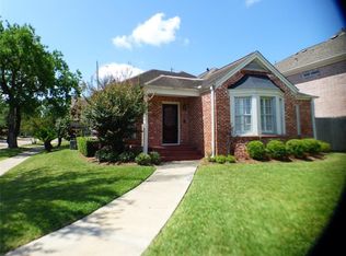 2801 Plumb St, Houston, TX 77005