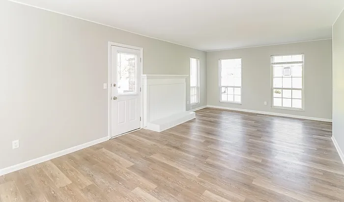 3 bed, 2.0 bath, 1767 sqft, $2,195 — Photo 2