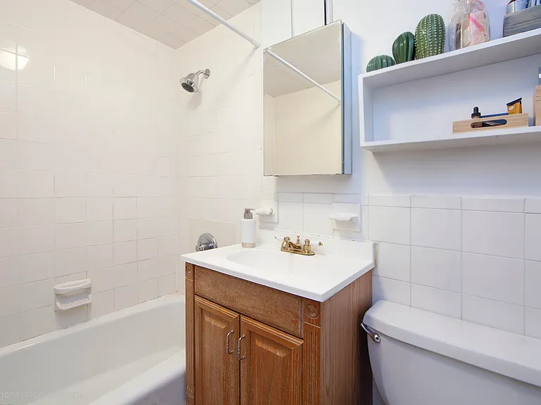 244 Hoyt St #3R — Photo 6