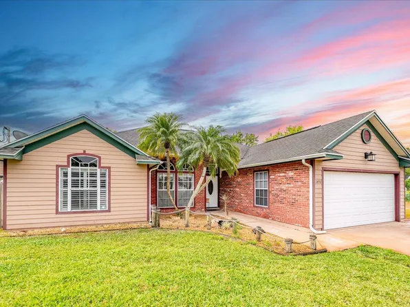 1490 SW Hackensack Avenue, Port St Lucie, FL 34953