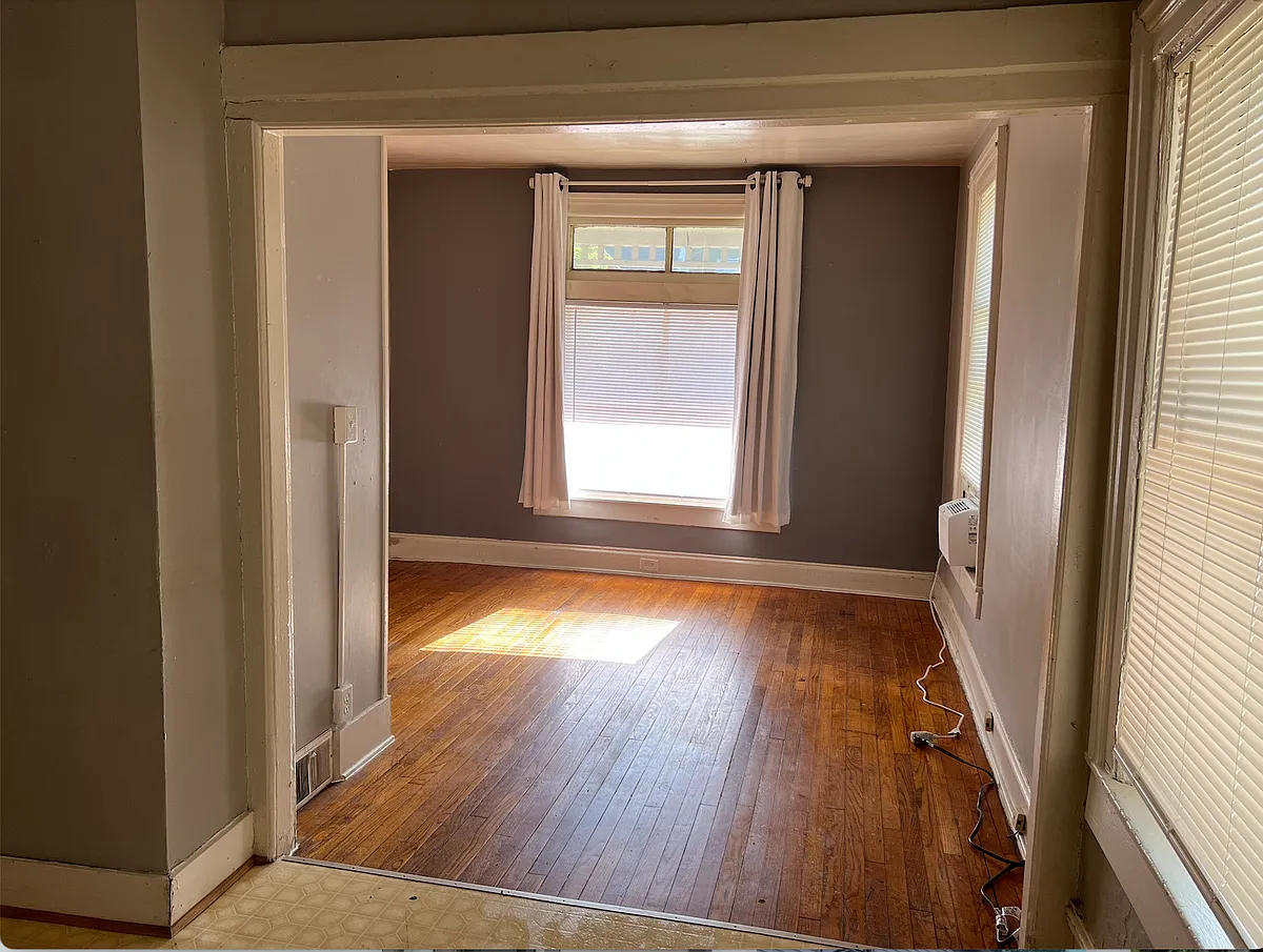 Building Photo - 119 N Hamilton St #2