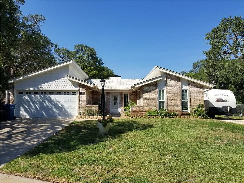 1st image of 2480 Oak Park Cir