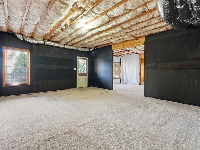 6437 Blue Water Dr — Photo 39