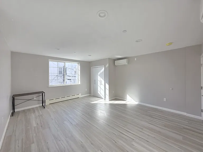 8154 Bay 16 St #2B — Photo 8