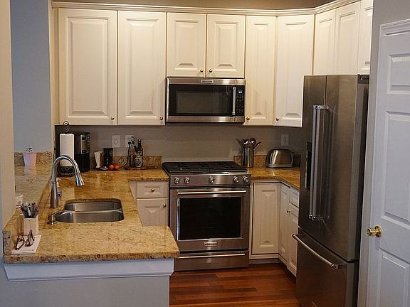 5th image of 110 Rock Creek Dr #T207