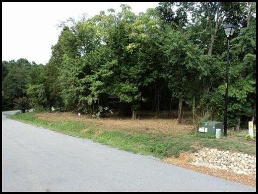 4th image of 103 Tahlequah Ln
