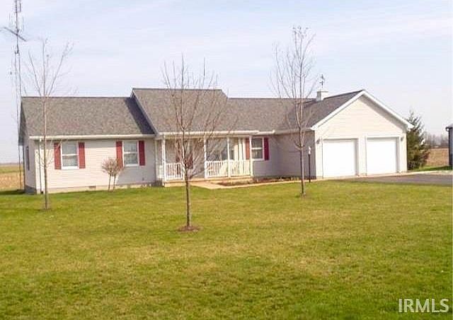 2nd image of 200 W 800th Rd N