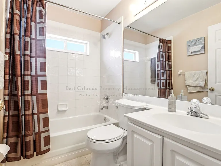 824 Lake Biscayne Way — Photo 36