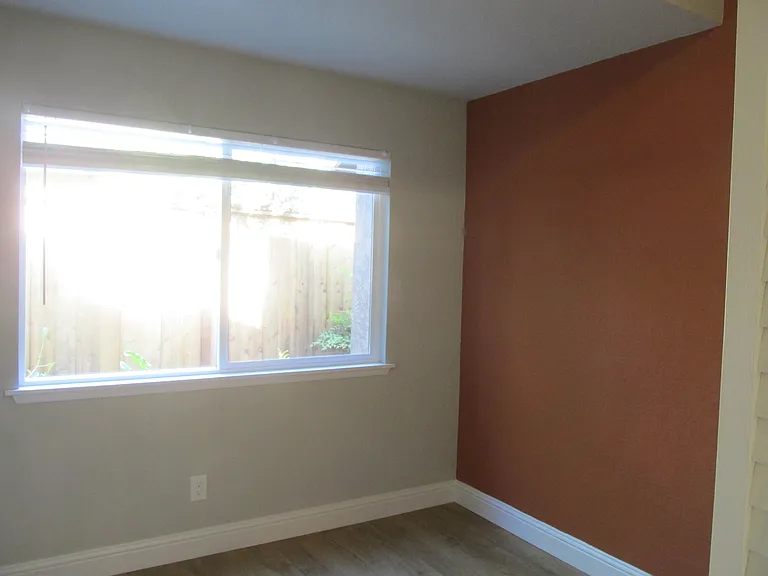 414 Woodbridge St — Photo 38