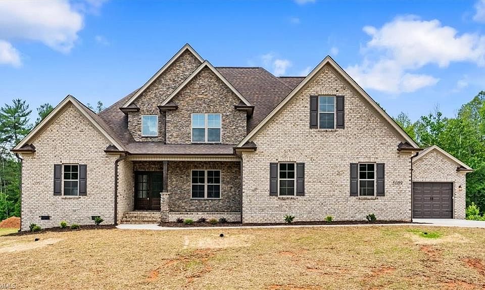 1st image of 5089 Southern Pines Dr