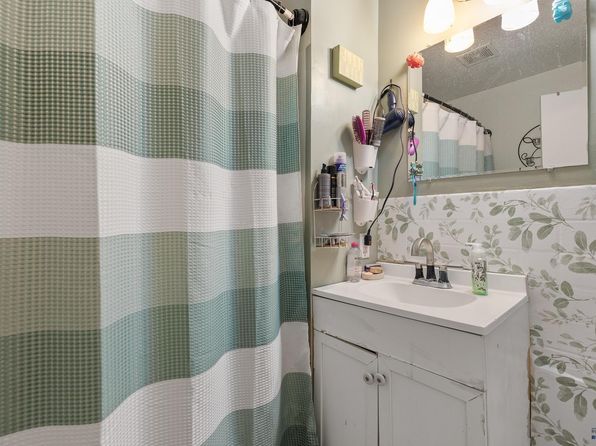 rapid-city-south-dakota-448449235 picture