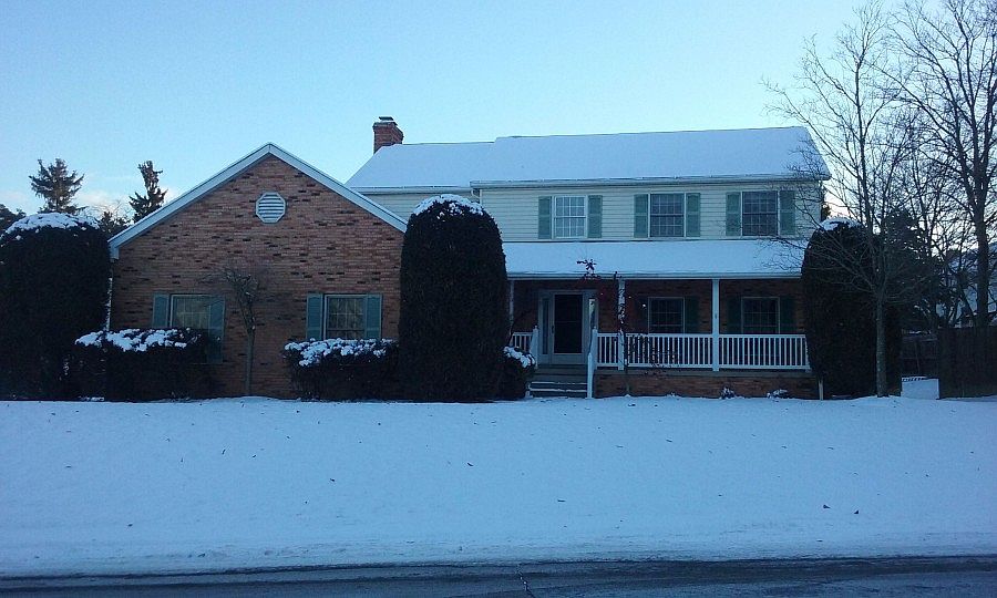 1st image of 600 Jennifer Dr