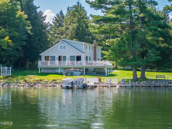 9 Appletree Point, Pittsfield, MA 01201