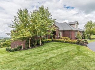 105 Richland Dr, Richmond, KY 40475