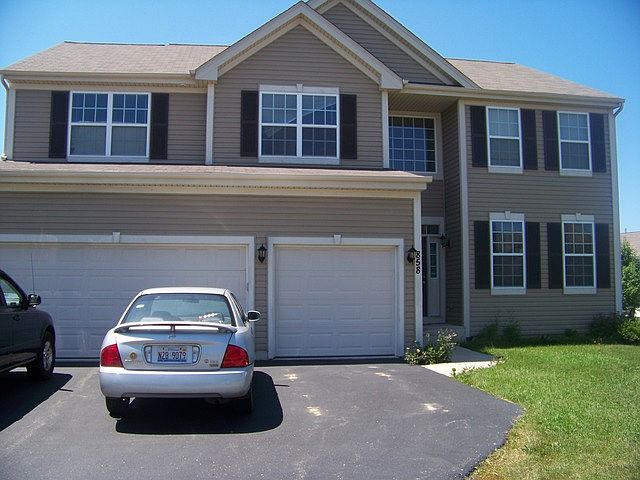 1st image of 858 Autumn Grove Ct