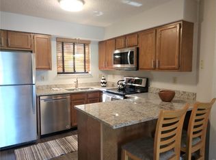 2224 Canyonlands Dr APT A, Maryland Heights, MO 63043