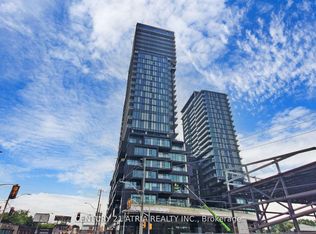1285 Dupont St #2102, Toronto, ON M6H 0E3