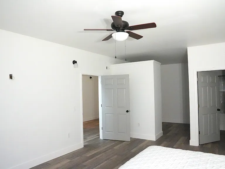 395 Chickamauga Dr — Photo 2