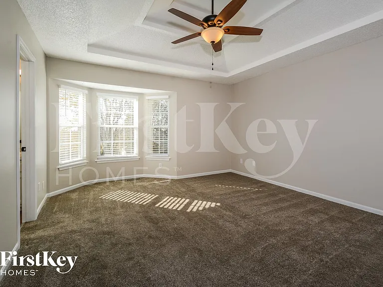 8513 NE 110th St — Photo 8