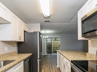 1706 Green Ridge Rd, Tampa, FL 33619