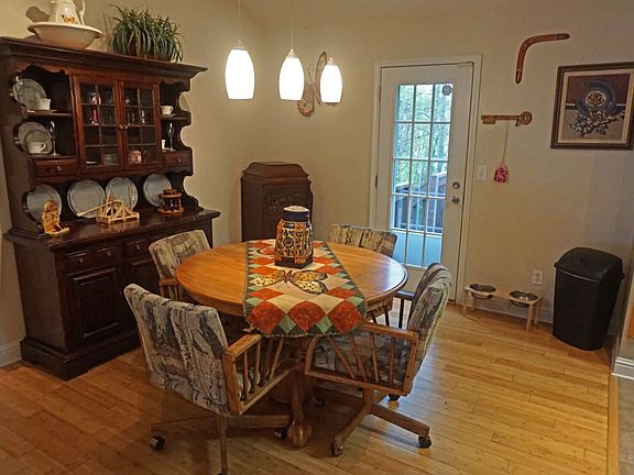 French door leads to deck.