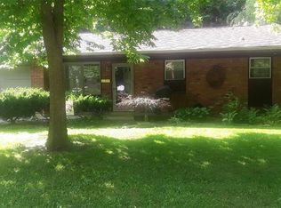 162 Belair Cir, Bellbrook, OH 45305