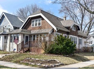 2185 N 62nd St, Wauwatosa, WI 53213