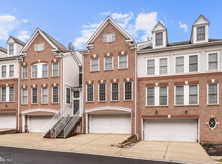 20865 Cosworth Ter, Sterling, VA 20165