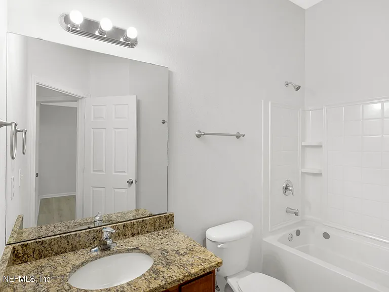 13305 Solar Dr — Photo 14