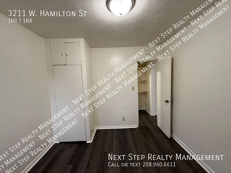 3211 W Hamilton St — Photo 4