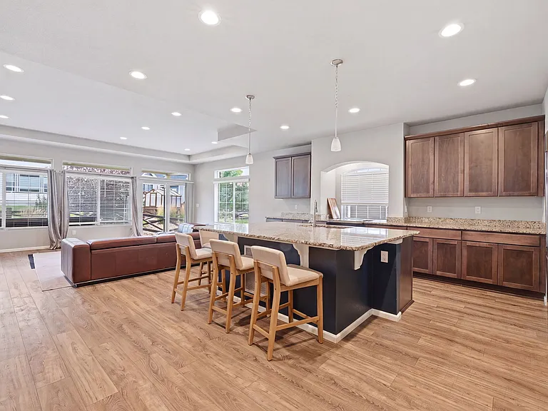 7202 Sedgerock Ln — Photo 6