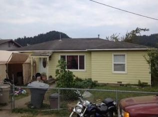 460 1st Ave, Rio Dell, CA 95562